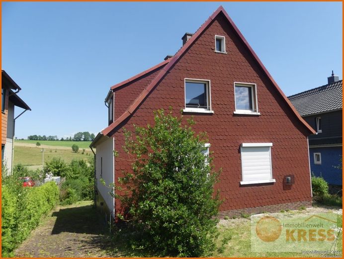 Wohnhaus auf großem Grundstück in der Ortslage von Steinau-Ulmbach – Bild 3