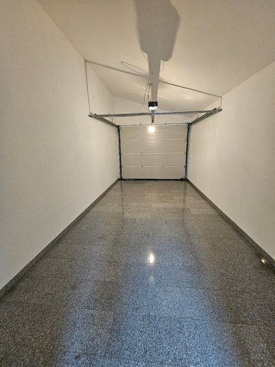 Garage m. Sektionaltor