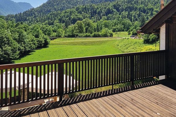 Amid old walls and historic heritage - country house in an idyllic location