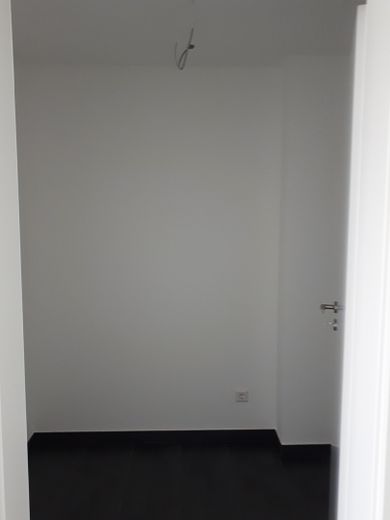 Doppelhaushälfte mit Garten – EG - Garderobe/Vorrat