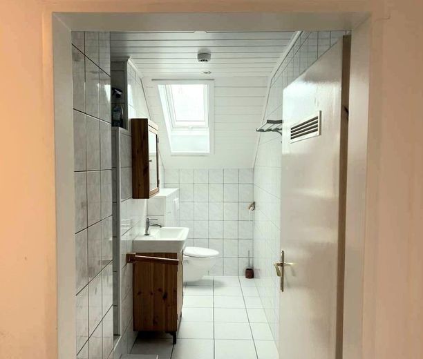 Badezimmer 1