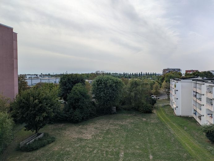 Vendita da privato – appartamento di 2 locali appena ristrutturato a Ingolstadt – Ausblick Balkon