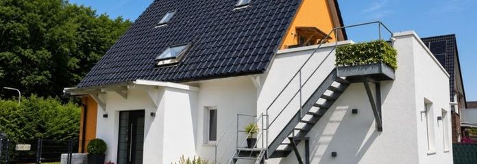 Modernes hochwertiges Zweifamilienhaus Saniert 2023