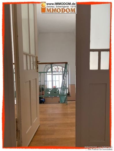 3-Zimmer-Wohnung in Zwickau-Nordvorstadt, herrschaftliches Wohnen mit großer Wohnküche, Erker und 2 Balkonen! – Blick ins Treppenhaus