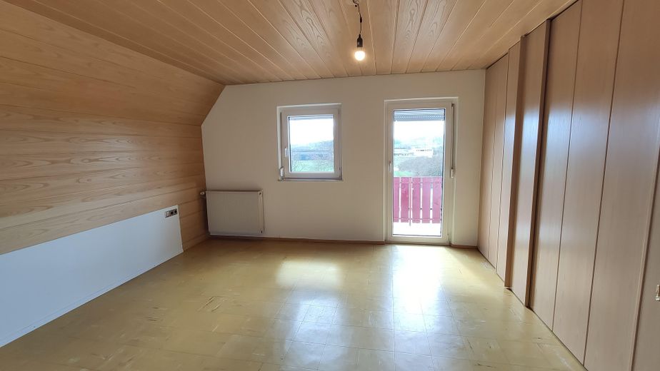 Schlafzimmer mit Einbauschrank