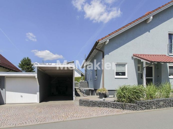 Wohnkomfort trifft Nachhaltigkeit – Großzügige Doppelhaushälfte mit PV-Anlage und Wärmepumpe – फोटो 1