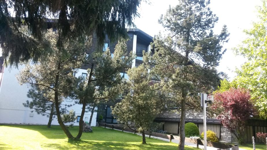 Beautiful apartment in the Chiemgau with mountain panorama and swimming pool/sauna – Außenansicht
