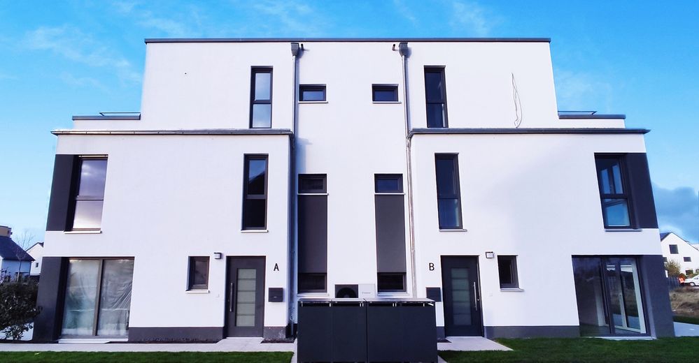 Don’t miss out this stunning opportunity - Exklusive Wohnlage - Neubau DHH in Hochheim – Symetrische Bauhausarchitektur