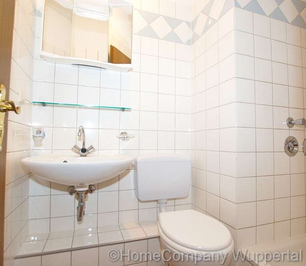 Well-kept apartment in the Luisenviertel with internet access – 88cf9b568dd575157ee8e1aae9e32d03be081810.jpg