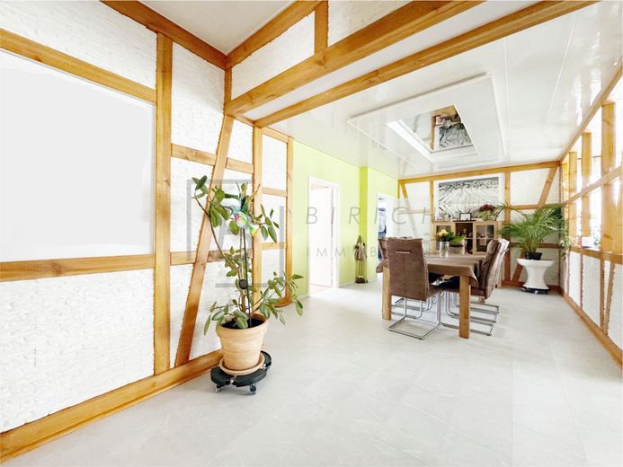 Mehrfamilienhaus mit Seltenheitswert - 448 m² Wohnfläche, 1.230 m² Grundstück und vielseitige Nutzungsmöglichkeiten – Esszimmer EG