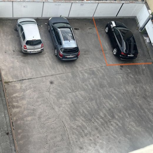 KFZ - Stellplatz Ansicht vom B