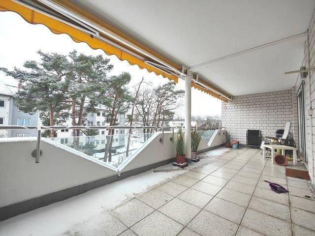 Großer Südwest-Balkon