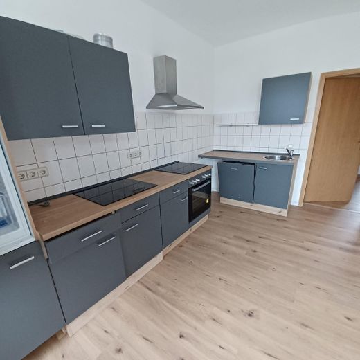 Helle 2-Raumwohnung am Stadtrand von Zwickau mit EBK – Foto 1
