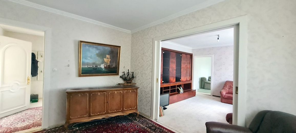 SOLIDER ALTBAU-EINFAMILIENHAUS -RUDOW-BLUMENVIERTEL-BEZUGSFREI-PROVISIONSFREI – Zimmer im EG