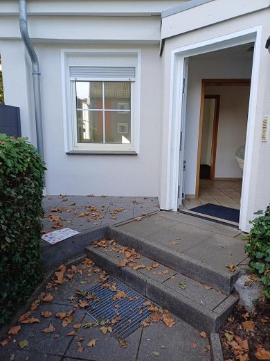 Gewerbefläche mit eigenem Eingang in Dortmund-Lütgendortmund zu vermieten – eigener Eingang 