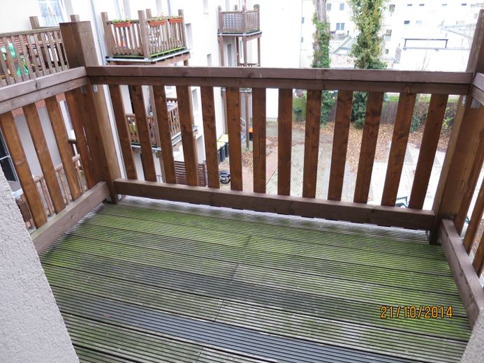 Hochwertige und Schöne 2-Raumwohnung in guter Lage mit EBK – Balkon