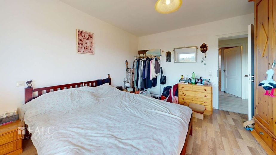 Großes Grundstück !! Viel Wohnfläche !! Kleiner Preis !! – EG Zimmer 2
