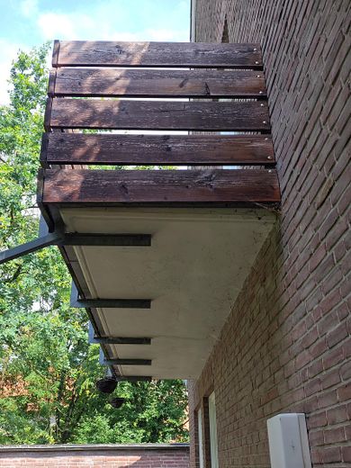 Ehemaliges Pfarrhaus in Oldenstadt zu verkaufen – Balkon Unterseite