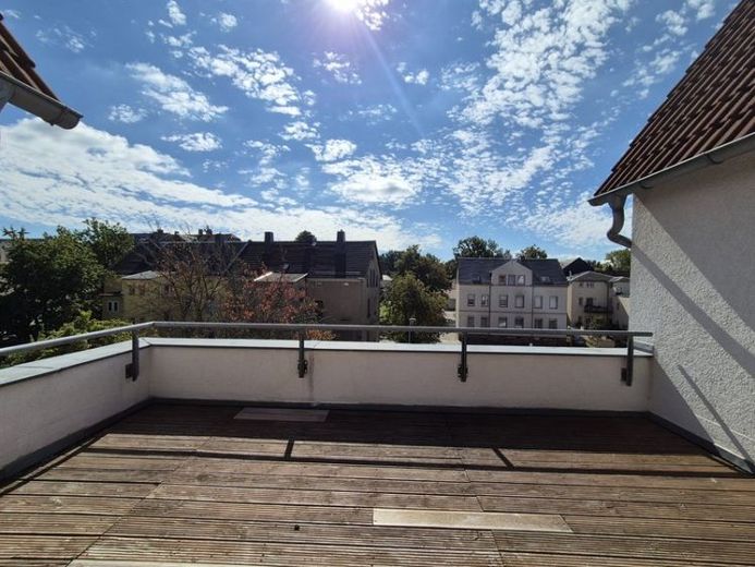 Ampia terrazza soleggiata e bagno nuovo... cerca te! – Foto 1