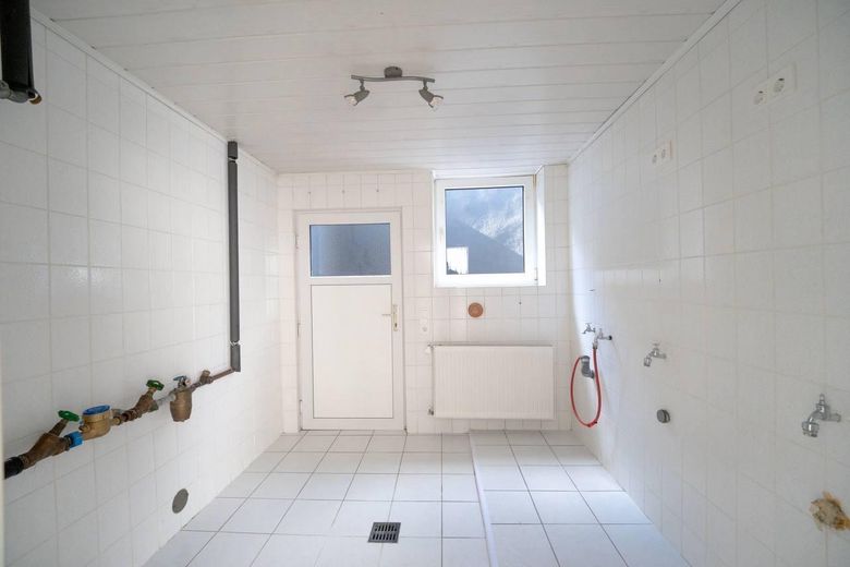 Modernisiertes Zweifamilienhaus mit Einliegerwohnung, neuer Gasheizung & PV Anlage – Foto 15