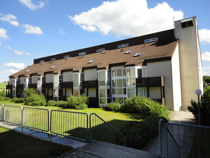 Frontansicht der Wohnanlage