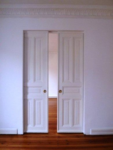 Schiebetür, aktuell zu (Rigips