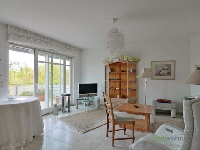 (EF0981_M) Kassel-Stadt: Bad Wilhelmshöhe, helle möblierte 2-Zimmer-Wohnung mit Balkon, WLAN und großer Einzelgarage – Foto 1