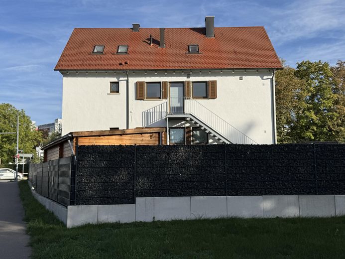 Vivienda bifamiliar en Stuttgart-Sillenbuch – Haus Rückseite