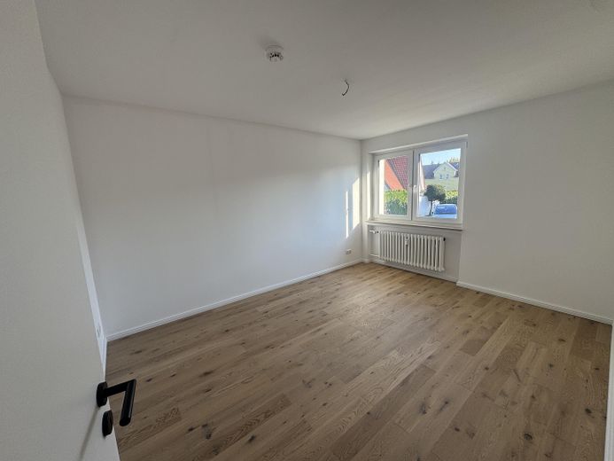 Frisch renovierte 3-Zimmer-Wohnung 70 qm im Zentrum von Melle – Büro / Kinderzimmer