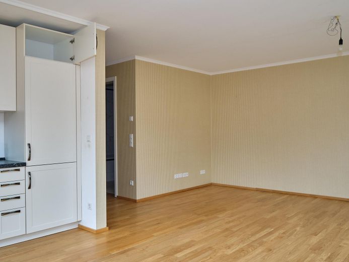 *PROVISIONSFREI* Hochwertige Erdgeschoss-Terrassenwohnung in Bestlage Maxhofstraße - Fürstenried – Großzügiger Wohn-/Essbereich