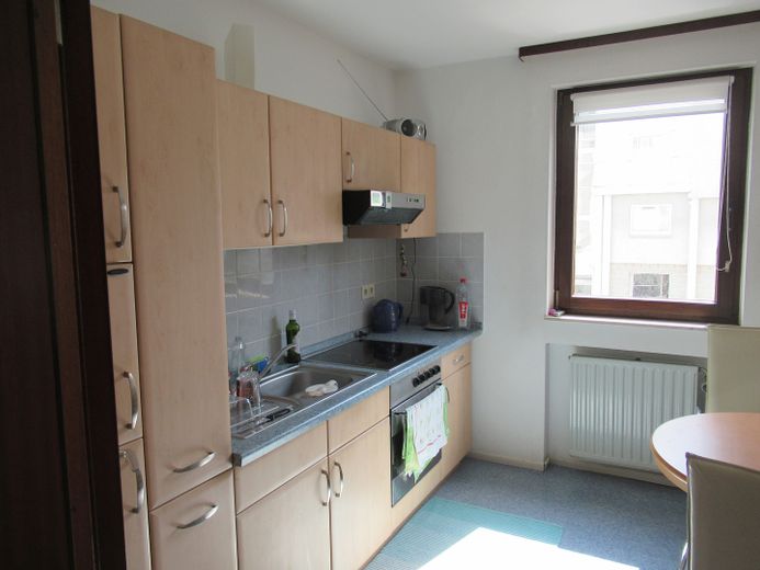 Schöne, geräumige zwei Zimmer Wohnung in Oeder Weg, Frankfurter Nordend – Foto 3