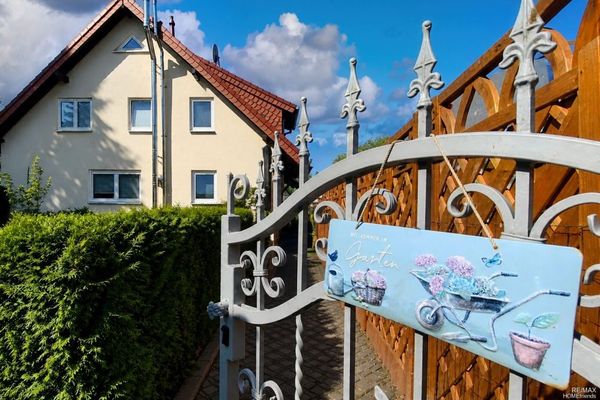 Doppelhaushälfte nahe Müggelsee | Niedrigenergiehaus mit Wintergarten &amp; Kamin in ruhiger Lage von Berlin-Köpenick