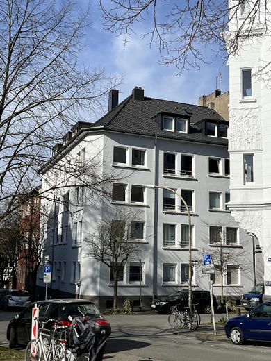 Schöne, helle 2-Zimmer Wohnung mit Küche – Mozartstraße 20