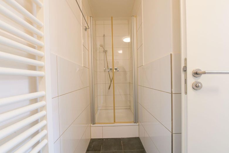 Moderne, möbilierte 2-Zi. Wohnung - Komfort Put – Foto 9
