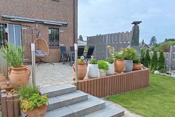 Wentorf - PROVISIONSFREI - Beste Lage, Großzügiges Endreihenhaus mit Einzelgarage und großen Garten.