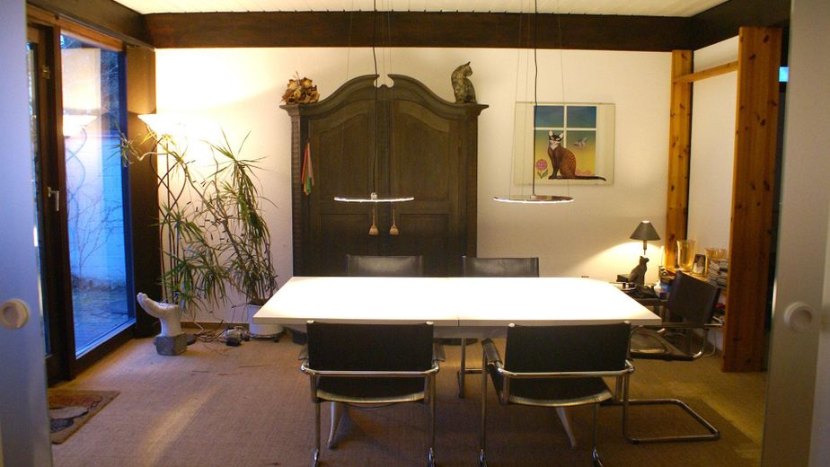 Een bijzonder huis met uitzonderlijke architectuur van particulier / zonder courtage – Esszimmer
