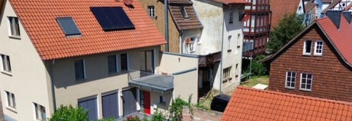 VIE SPECTACULAIRE DANS UNE VIEILLE VILLE PITTORESQUE ! 
AUCUNE COMMISSION D’ACHETEUR