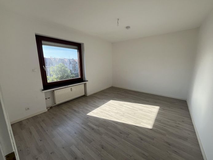 3-pokojowe mieszkanie w Hanowerze-Döhren | 2 balkony | 80 m² | dostępne od zaraz – Schlafzimmer