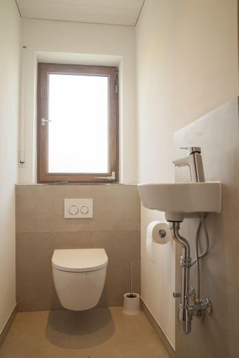 Erstbezug nach Sanierung: Helle 97 m² Wohnung mit Südbalkon, Garten, Kellerraum und Garage – फोटो 8