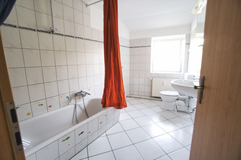 Weddelbrook Große renovierte 3 Zimmer Maisonette Wohnung mit Terrasse ab sofort – Foto 8