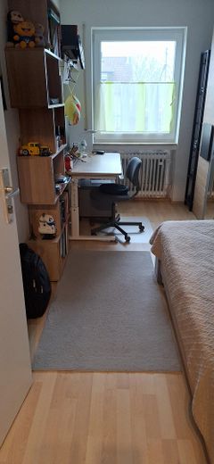 Kinderzimmer / Büro