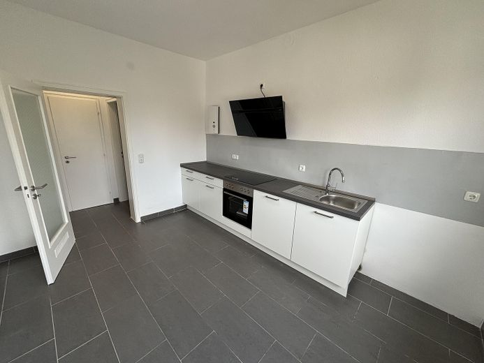 Wohntraum: Moderne 3-Zimmer-Wohnung mit 2 Balkonen und viel Platz zum Wohlfühlen! – Küche