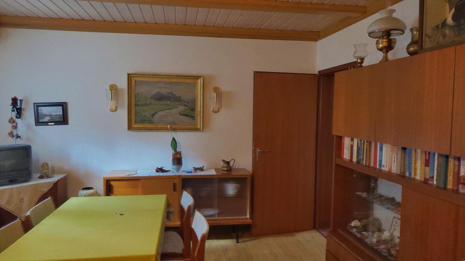 Charming detached house with a large garden in a quiet location on the edge of the forest (Wieterwald) – Hobbyraum Souterrain