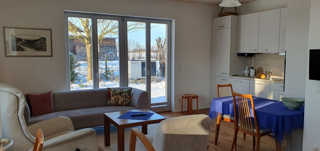 Wohnzimmer mit Küche