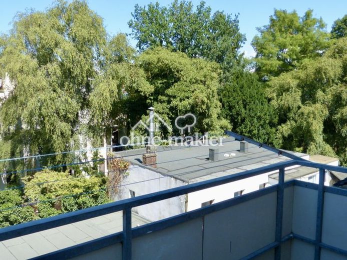 Sanierte 2-Zimmer-Wohnung mit Balkon in Bremerhaven – Foto 1