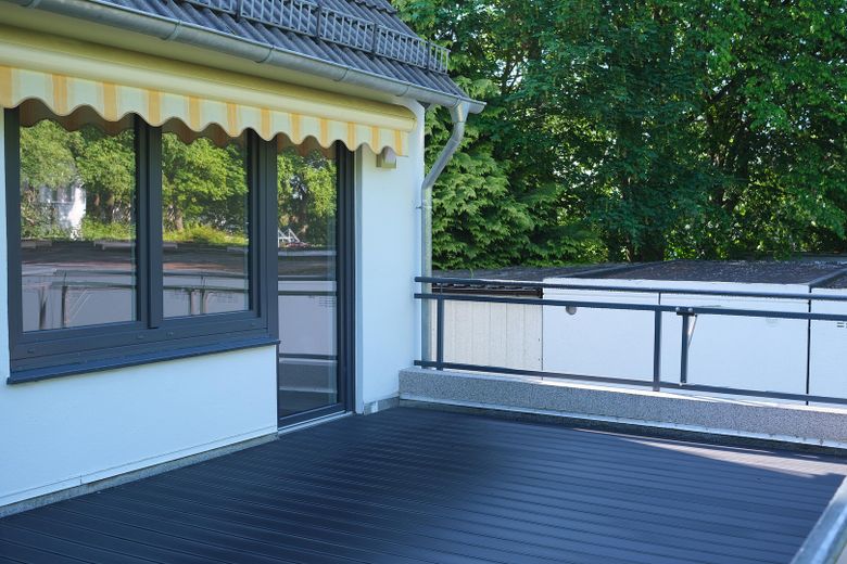 Erstbezug nach Kernsanierung – Reihenendhaus mit großem Garten und Garage in Bremen-Alt-Osterholz – Terrasse