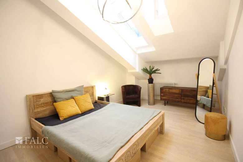 Elegantes Wohnen am Puls der Natur: Ihr neues Zuhause in Dahlem – Schlafzimmer