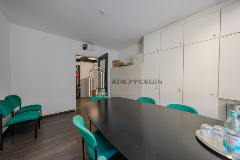 ATIK: Zentrale Bürofläche in Mannheims bekanntester Büromeile direkt am Wasserturm - provisionsfrei – Besprechungsraum