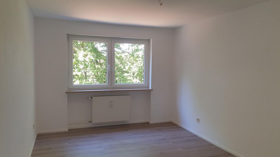 Schöne 3 Zimmer Eigentumswohnung in beliebter Lage Donauwörth Parkstadt – Schlafzimmer