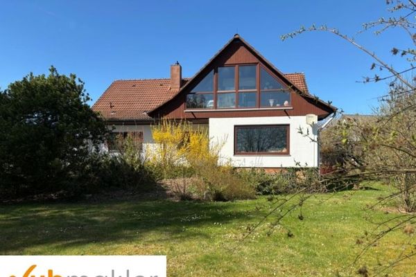 La casa de los sueños para la familia en Töpen – Vivienda unifamiliar con ambiente acogedor en una ubicación atractiva